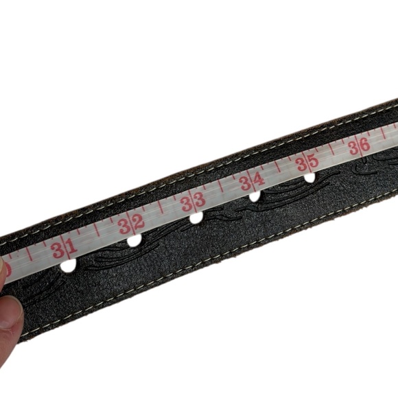 Leather Belt With Embossed Design - Picture 7 of 7